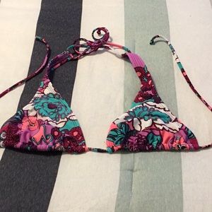 Roxy brand bikini top